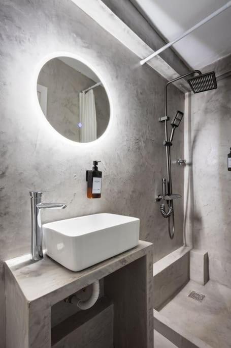 New City Studio In เทสซาโลนิกิ ภายนอก รูปภาพ
